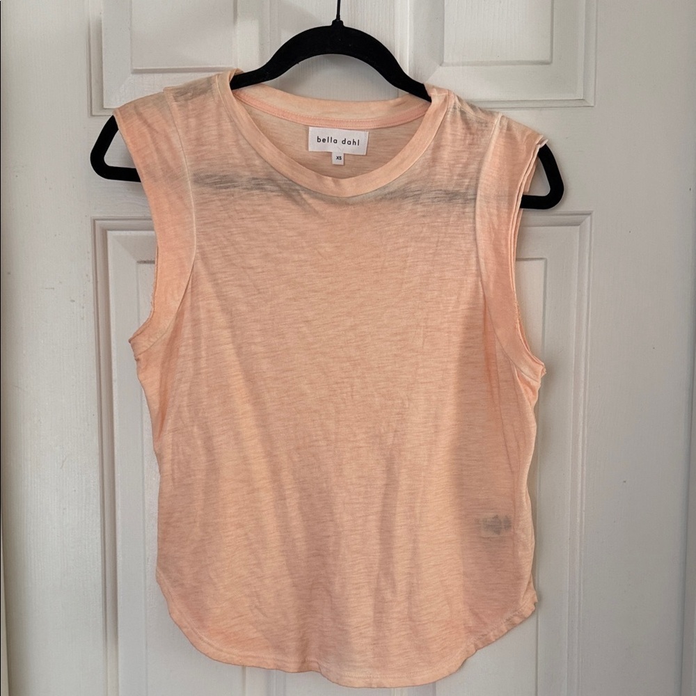 Bella Dahl Light Peach sleeveless crew Tee XS